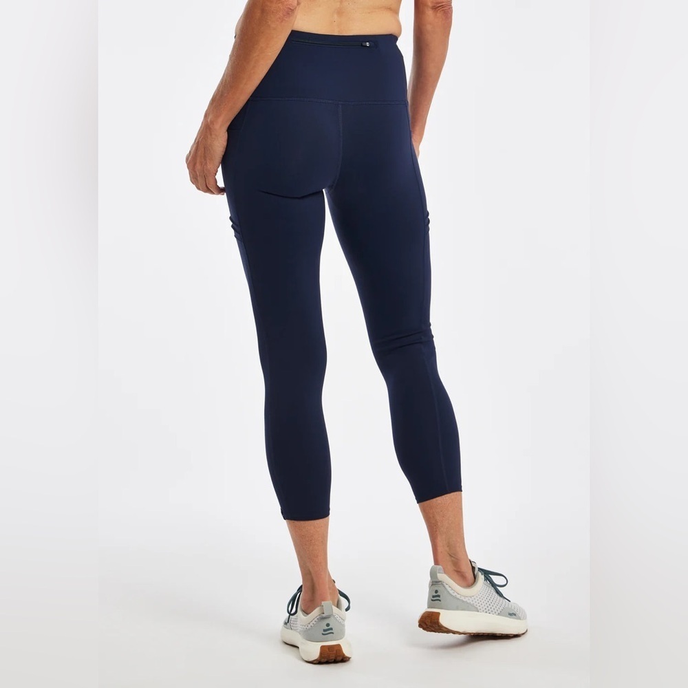 Oiselle- Pocket Jogger Navy 3/4 Tights - Size 2 — image 8 of 8